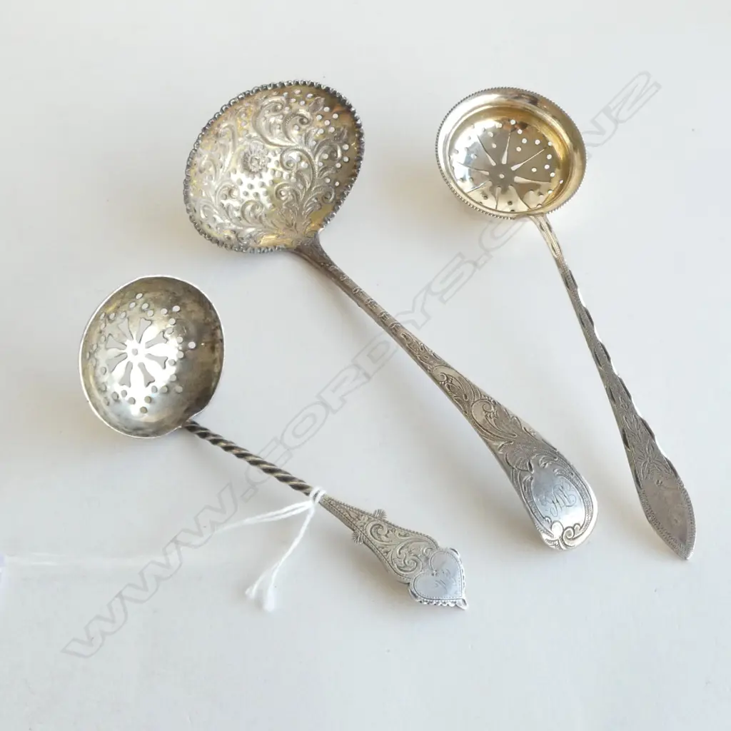 2 SILVER LADLES 62gms + 1 DANISH S/PLATE Image 1++