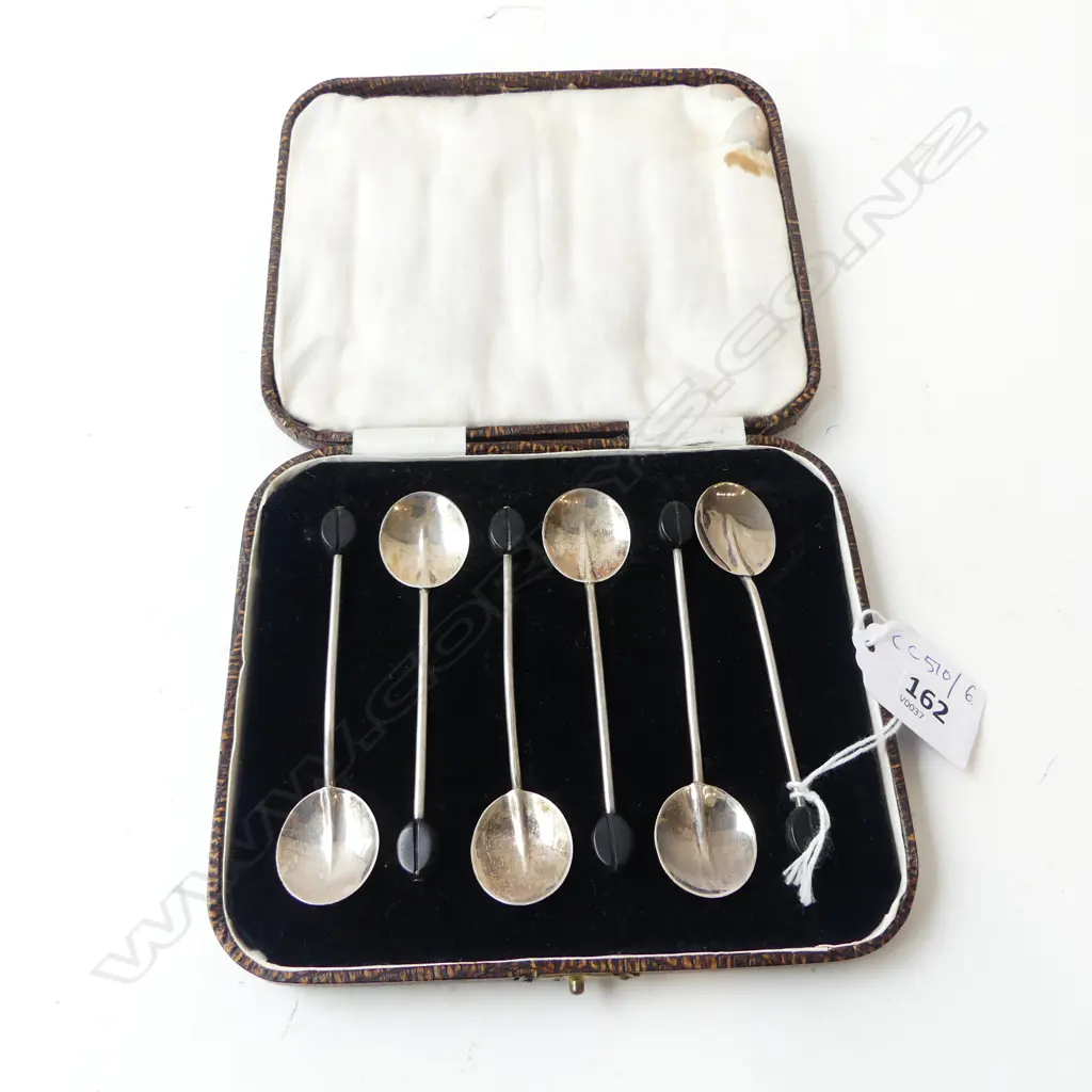 6 STG SILVER COFFEE SPOONS, CASED Image 1++