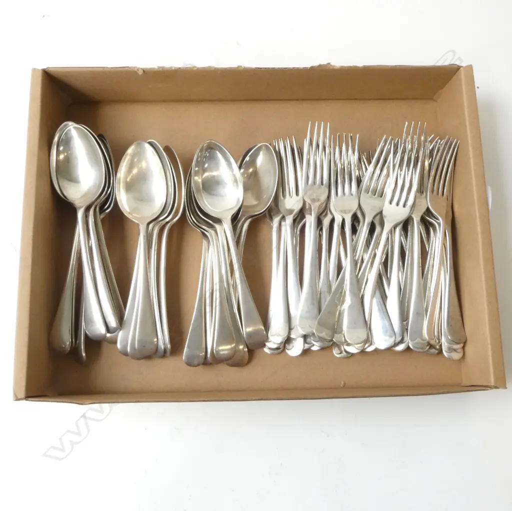 24 OF EACH DESSERT SPOONS & FORKS SILVER PLATED ‘OLD ENGLISH’ PATTERN UK Image 1++