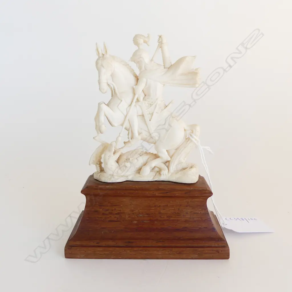 IVORY CARVED FIGURE GEORGE & THE DRAGON ON STAND H130MM Image 1++