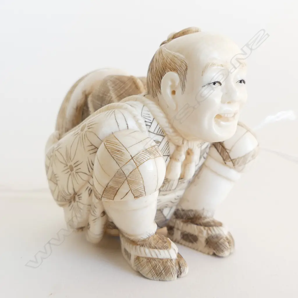 JAPANESE SIGNED IVORY FIGURE MAN WITH MASK H50MM Image 1++