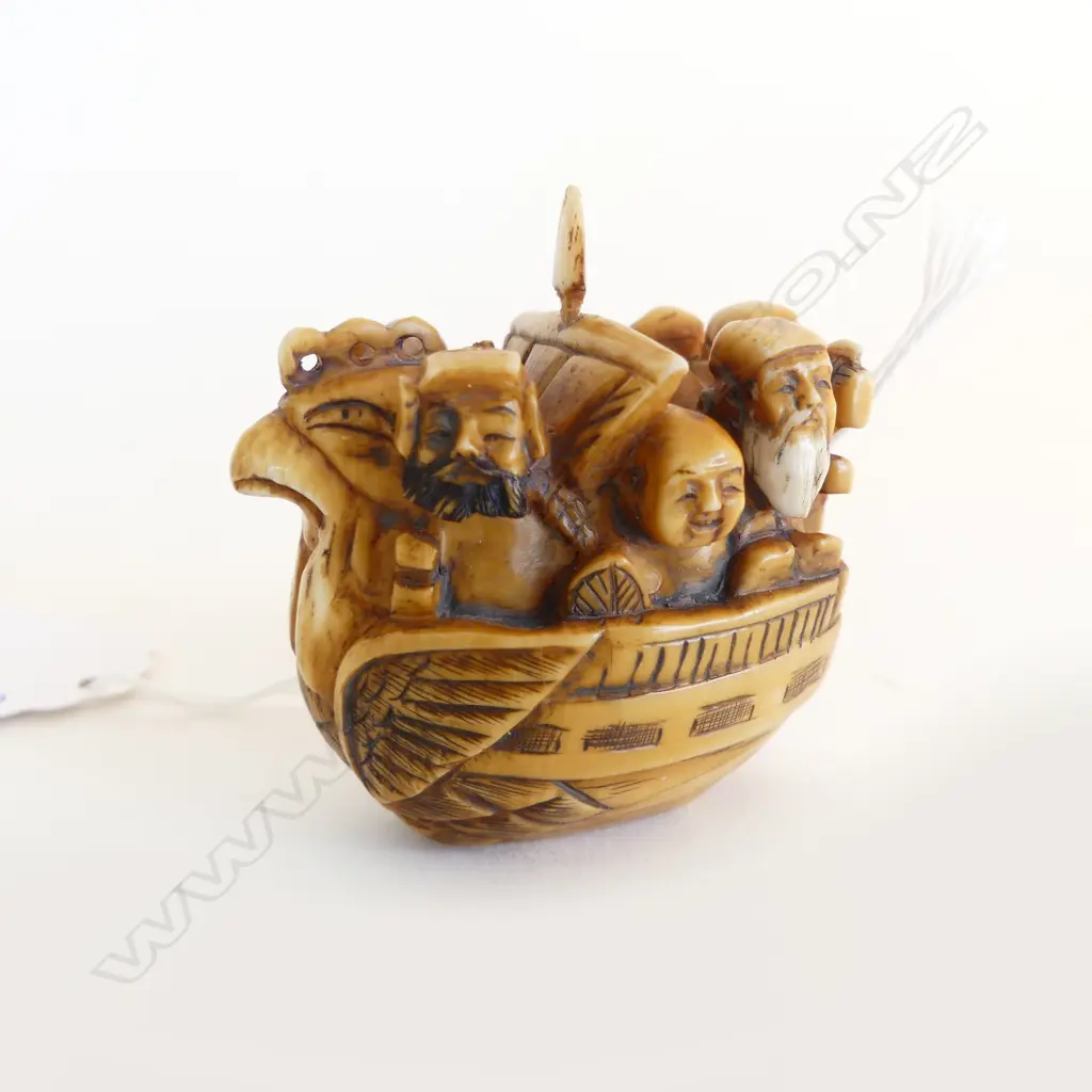 SIGNED IVORY NETSUKE  BOAT PEOPLE  Image 1++
