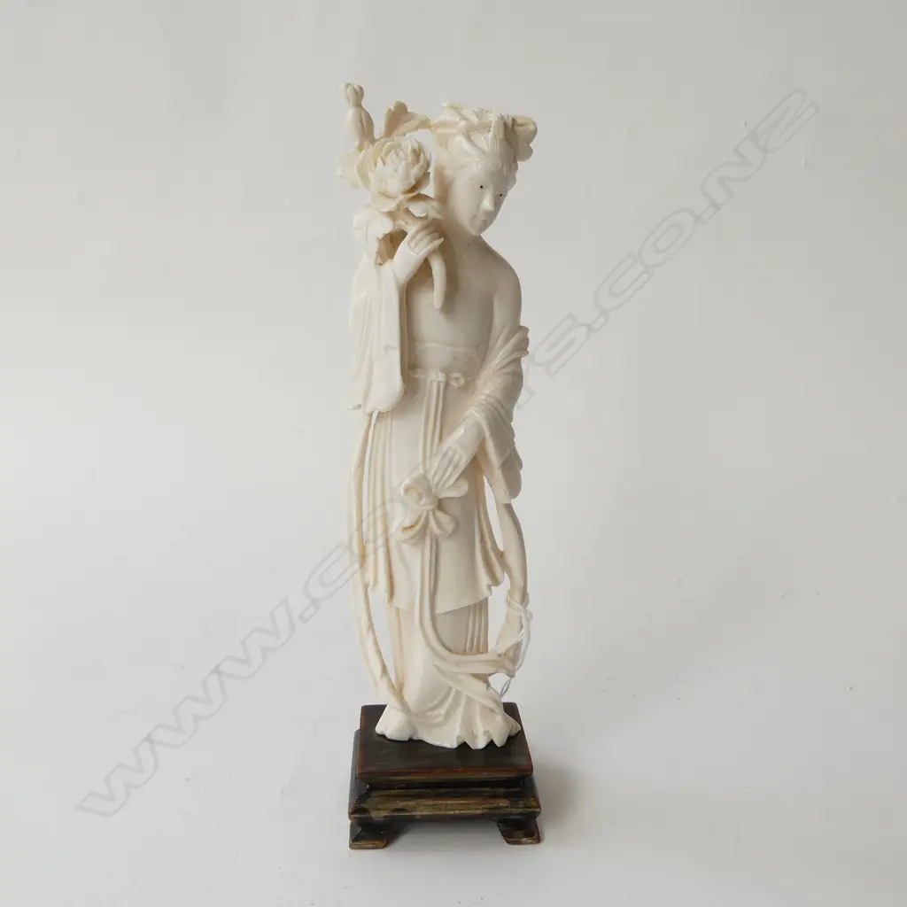 CHINESE IVORY FIGURE WITH FLOWERS ON STAND H230MM Image 1++