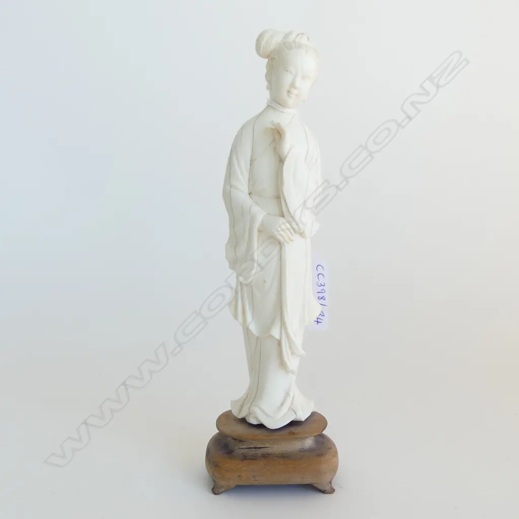 CHINESE IVORY LADY FIGURE ON STAND H170MM Image 1++