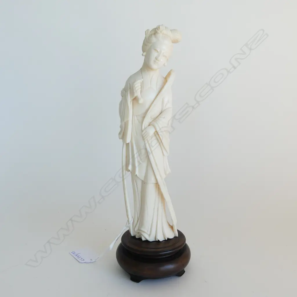 CHINESE IVORY LADY FIGURE ON STAND H240MM Image 1++