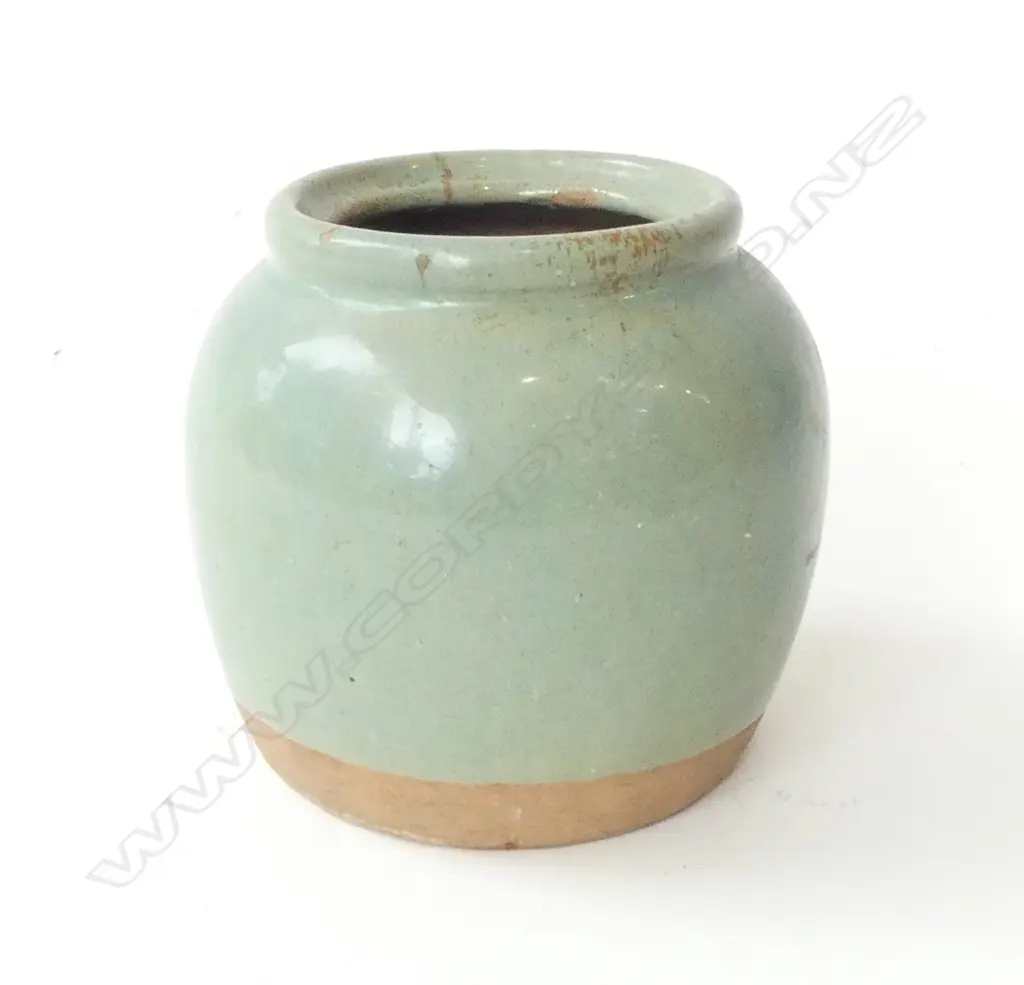 OLD CHINESE POTTERY GREEN GLAZE JAR w wax seal H.115mm Image 1++