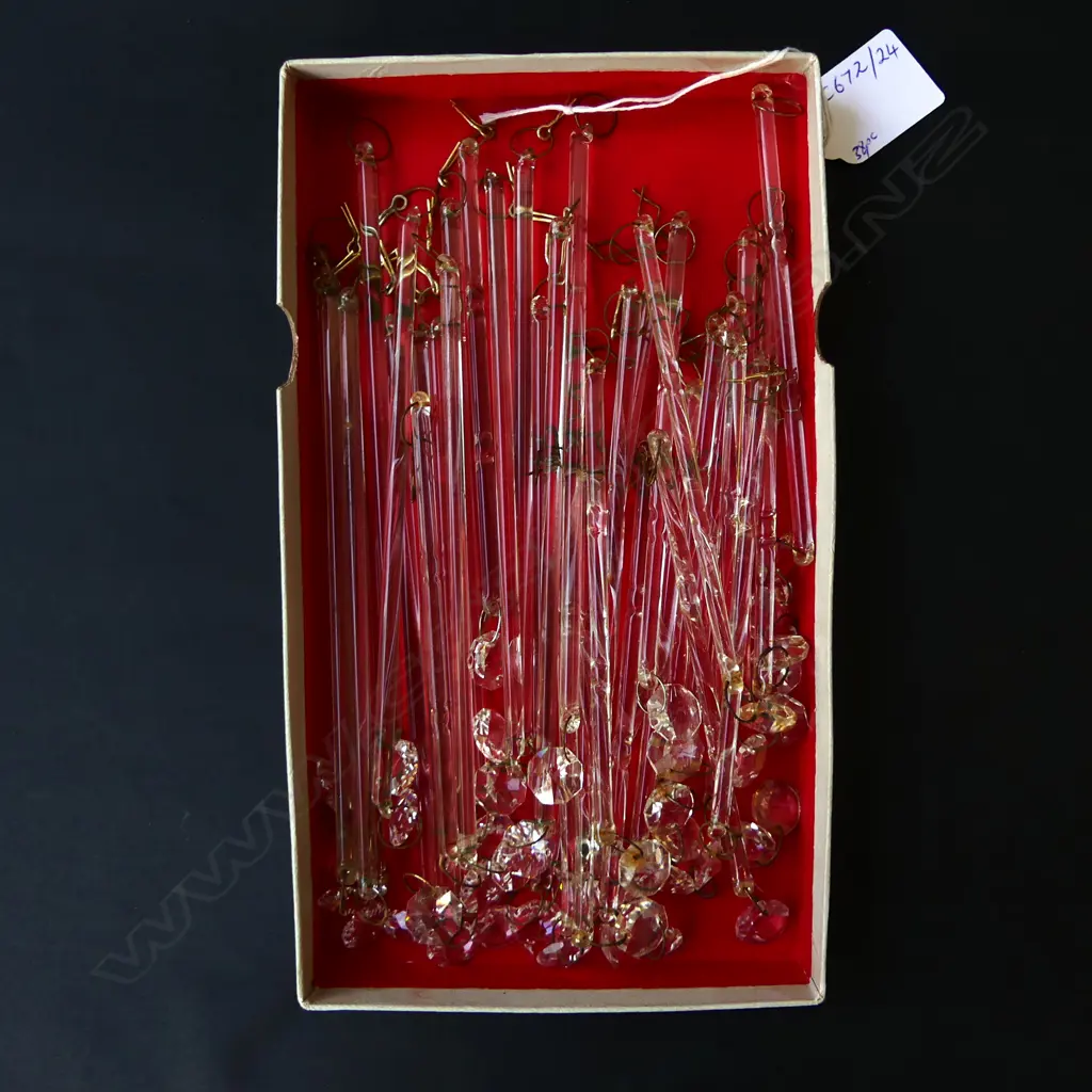 38 VINTAGE CRYSTAL STRING DROPS, TWO LENGTHS, L.135MM-175MM Image 1++