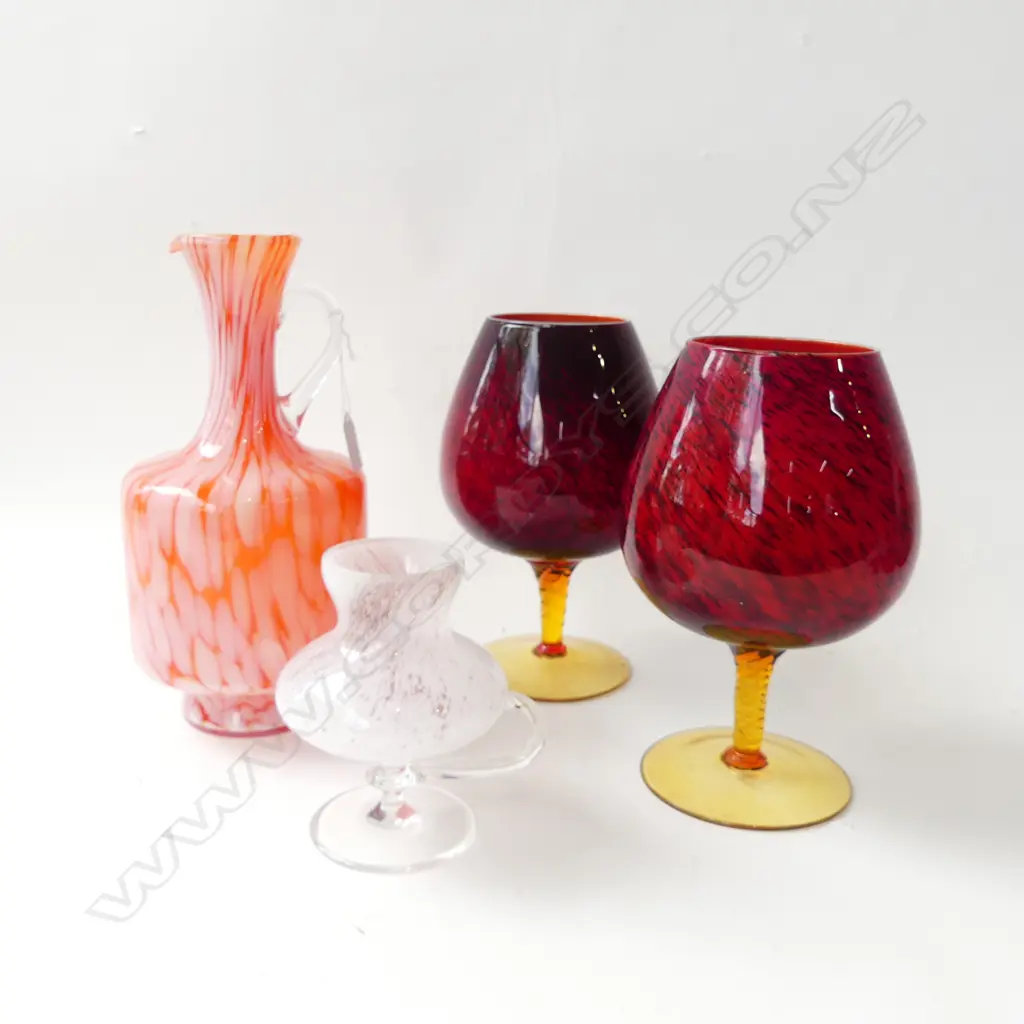 4 PCES GLASS; PR LG WINE GLASSES H.250mm, 2 JUGS H.300mm Image 1++