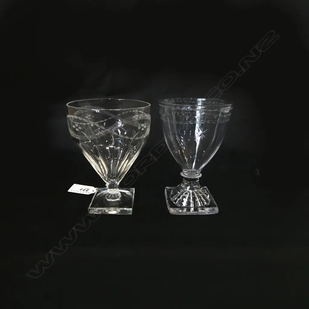 2 GEO III WHEEL CUT SQUARE FOOTED CLARET GLASSES H130MM Image 1++