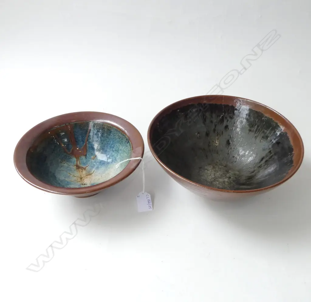 2 PETER STICHBURY BOWLS, LARGER 250mm dia AF cracked / smaller w. blue chun glaze Image 1++