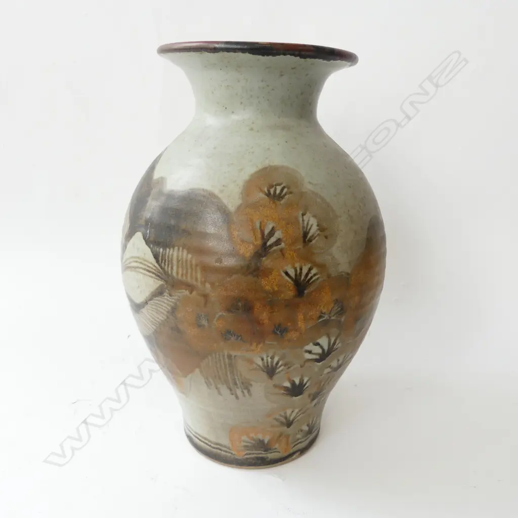 ROYCE MCGLASHIN FLOOR VASE; GLAZED LANDSCAPE MOTIF, H.370mm Image 1++
