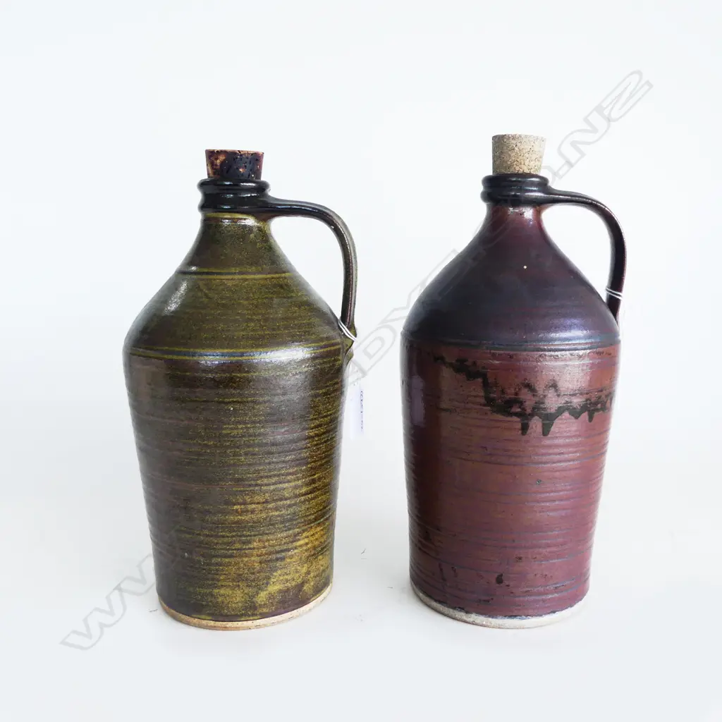 2 RICHARD CADNESS NZ POTTERY FLASKS H.280mm Image 1++