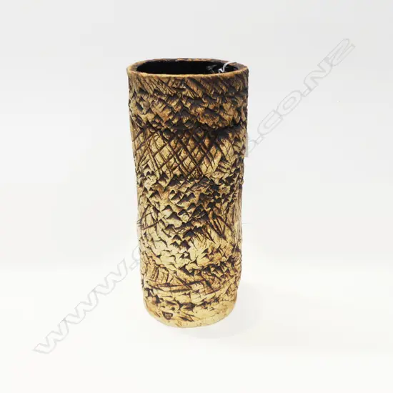 HENRY HAMMOND (1914-1989), ENGLISH POTTERY CYLINDER VASE, H.280mm, 