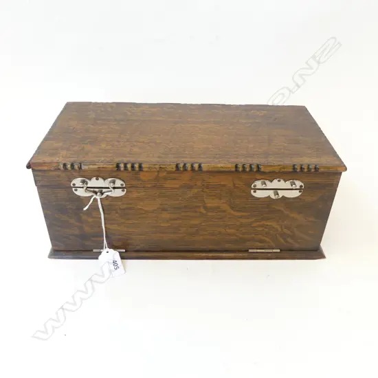 OLD 1920S ORIGINAL OAK COMPENDIUM DESK SET, OPENS TO REVEAL INKWELLS ETC 330X170X140mm