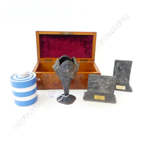 WOODEN BOX W.255mm AF, METAL VASE H.150mm, CORNISHWARE, 2 PERSPOLIS CARVINGS