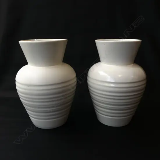 PR WHITE GLAZE POTTERY VASES H.250mm
