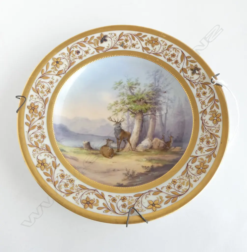 19thC VIENNA PORCELAIN WALL PLATE finely painted with deer in lake & alpine landscape Dia.200mm Image 1++
