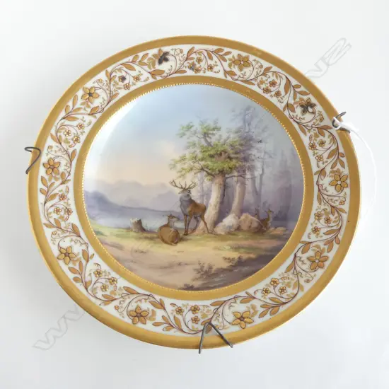 19thC VIENNA PORCELAIN WALL PLATE finely painted with deer in lake & alpine landscape Dia.200mm