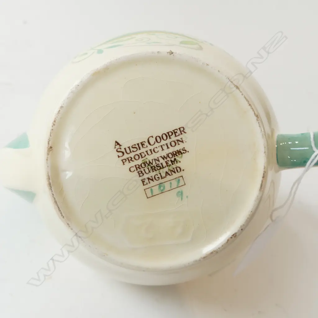 SUSIE COOPER KESTREL TEAPOT H.120mm Image 1++