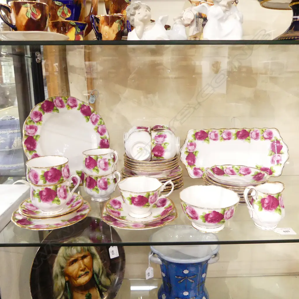 ROYAL ALBERT ENGLISH ROSE PART TEA SET Image 1++