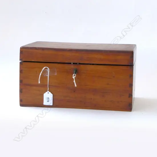 RIMU BOX  L290MM OF MIXED EP CUTLERY