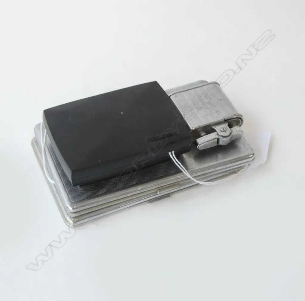 ORIG. BOXED RONSON VARAFLAME LIGHTER, LIGHTER, 1 SCOTLAND 1 NZ CIG CASE (4) Image 1++
