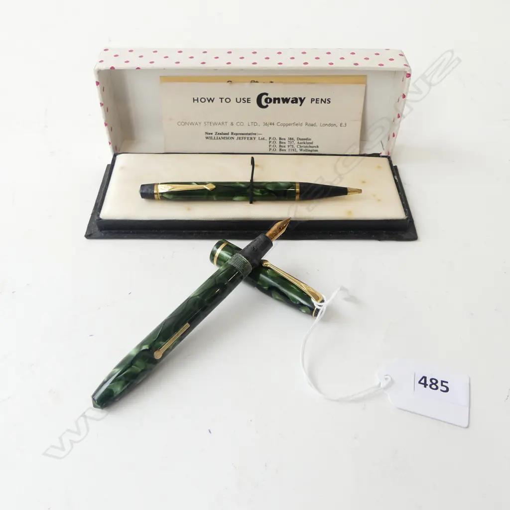2 CONWAY STEWART PENS; BALLPOINT & FOUNTAIN w. 14ct NIB, BOXED Image 1++