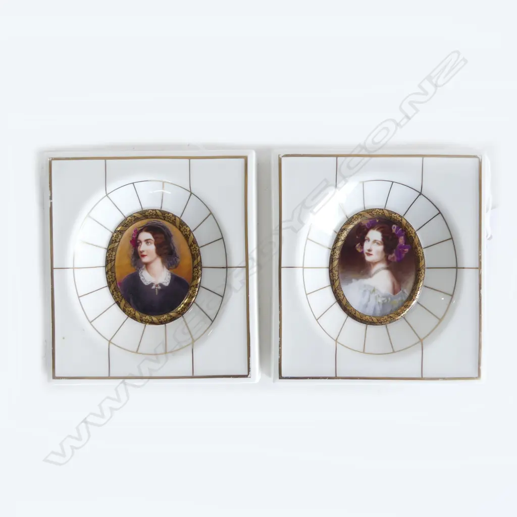 2 VILLEROY & BOCH PORCELAIN PORTRAIT PLAQUES, 150 x 100mm Image 1++
