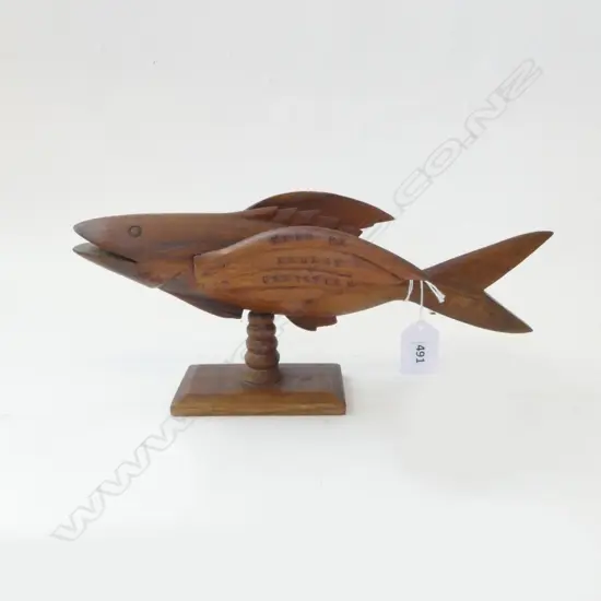 PITCAIN ISLAND CARVED WOOD FLYING FISH BY RADLEY CHRISTIAN L290
