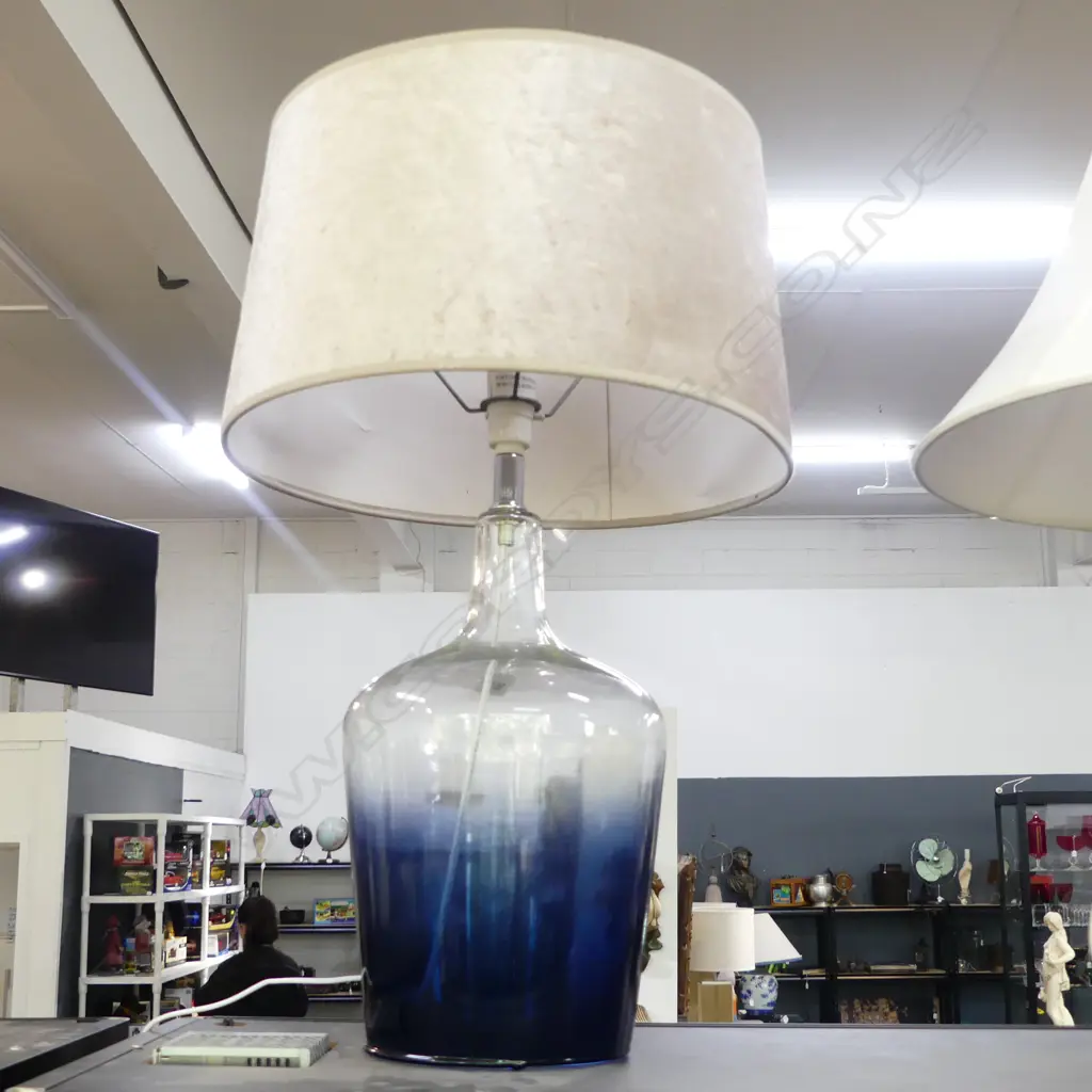 TABLE LAMP; BLUE OMBRE GLASS BASE H.640mm Image 1++