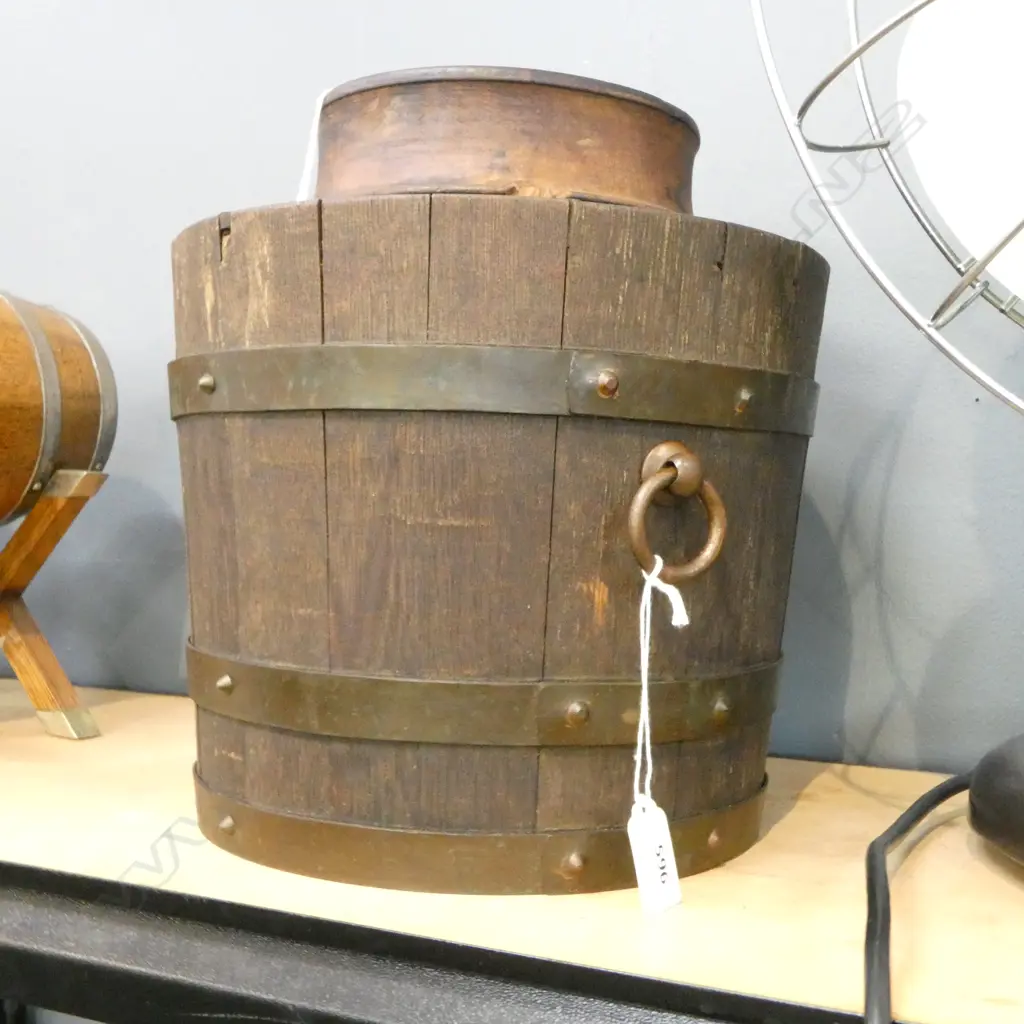 R.A.LISTER & CO LTD. MAKERS BUCKET & TURNED WOODEN VESSEL H.250mm Image 1++