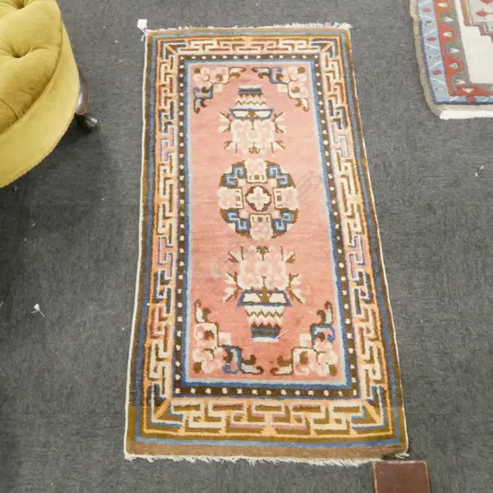 SMALL HAND KNOTTED WOOL PILE RUG 1160x580mm