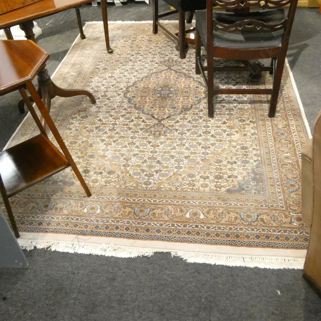 HAND KNOTTED WOOL PILE RUG 2400x1700mm Image 1++