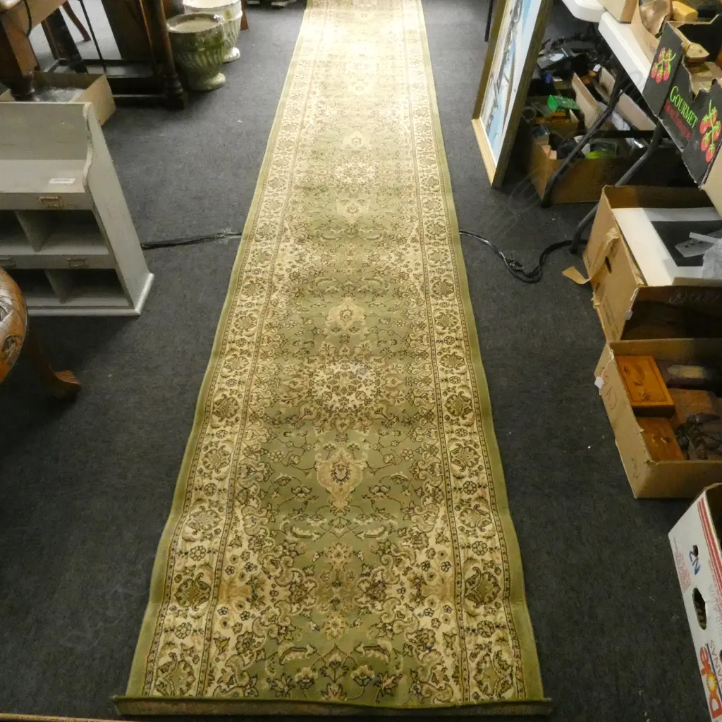 GREEN MACHINED RUNNER 4600x800mm Image 1++