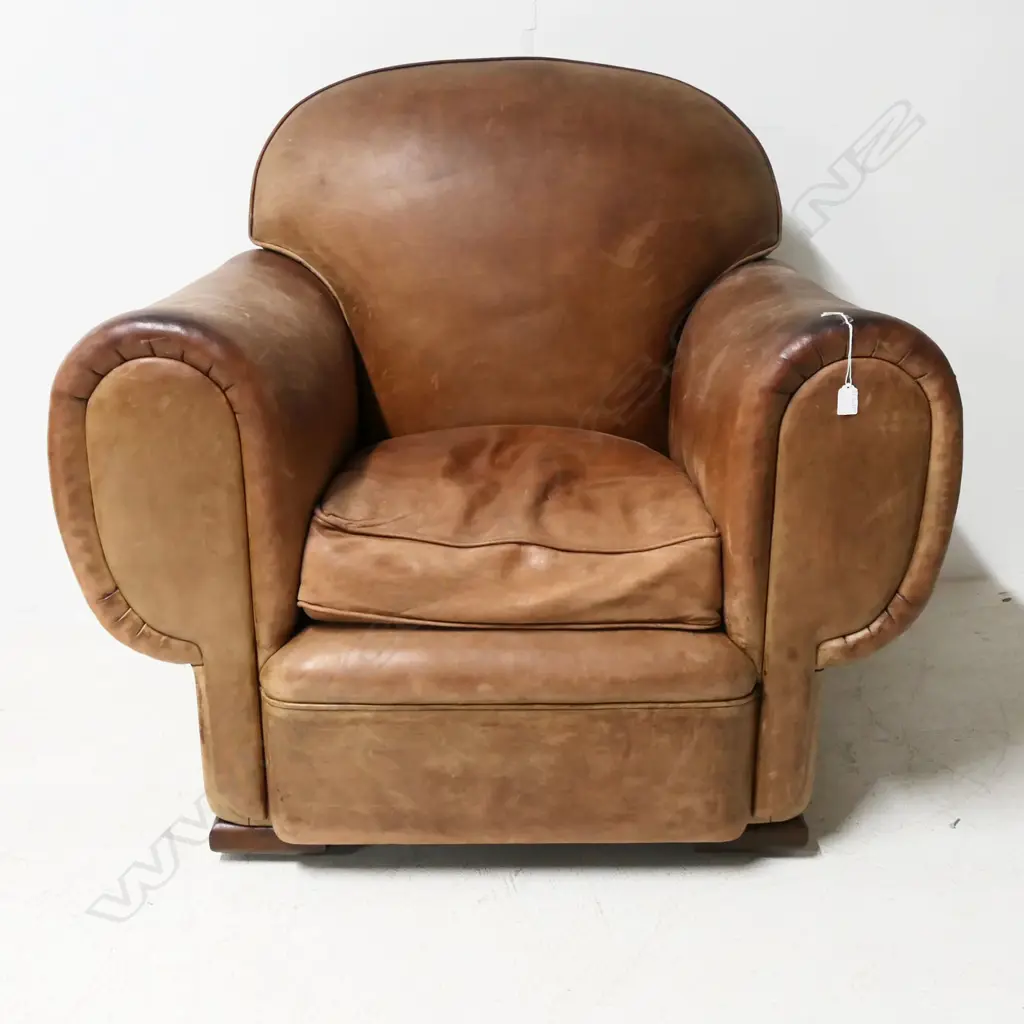 LG LEATHER ARMCHAIR 1080x880x1000mm Image 1++
