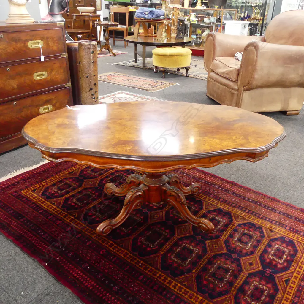 OVAL VICTORIAN STYLE COFFEE TABLE 1190x690x490mm Image 1++