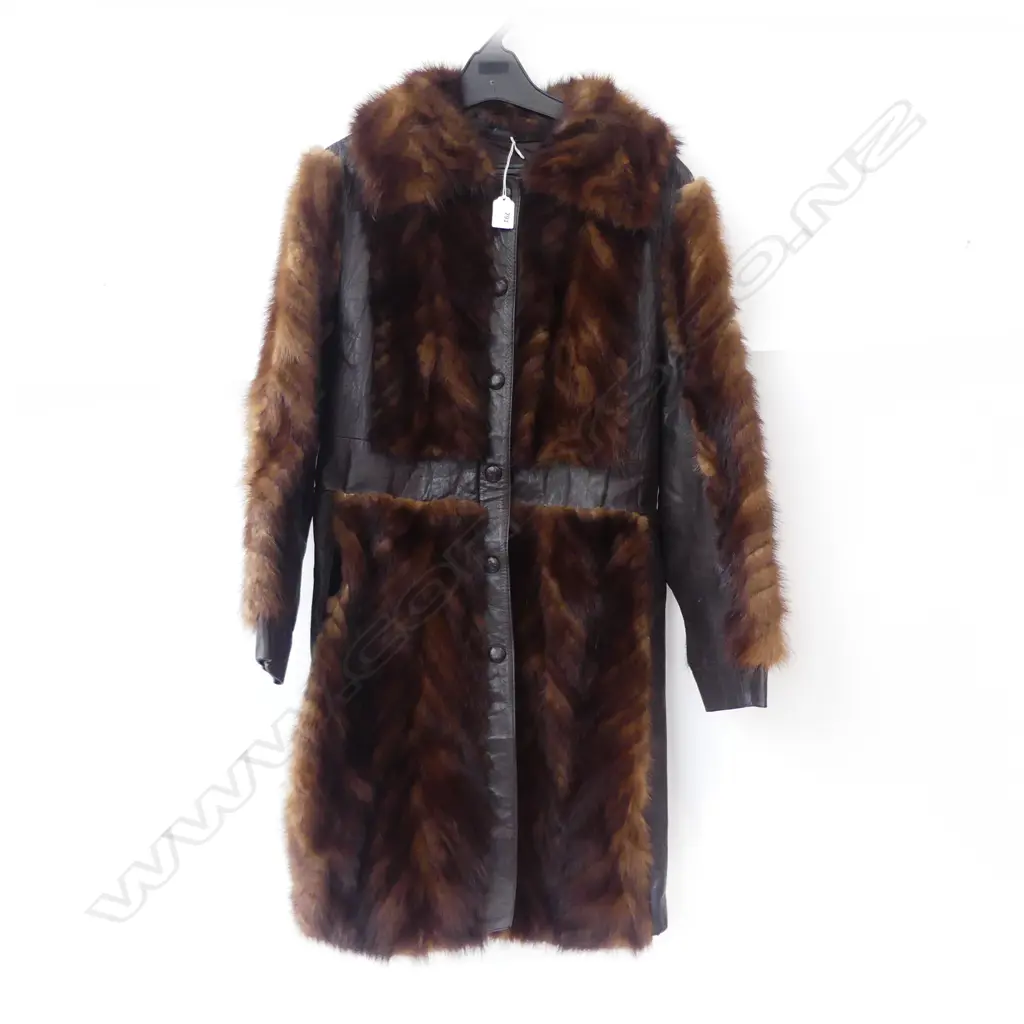 LEATHER & FUR COAT Image 1++