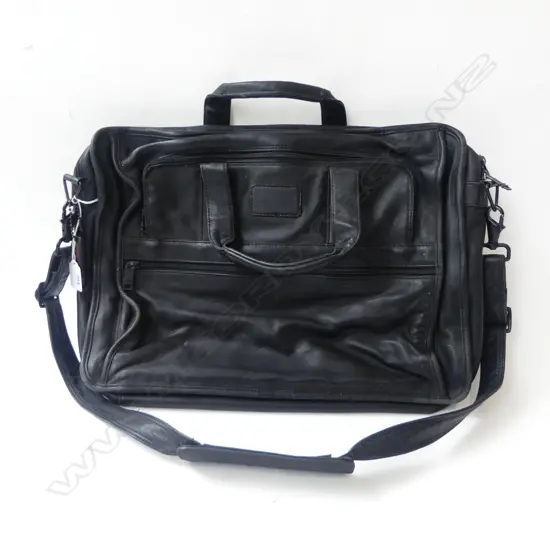 TUMI BLACK LEATHER SATCHEL W.440mm