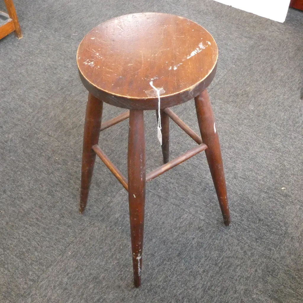 SMALL VINTAGE STOOL H.570mm Image 1++