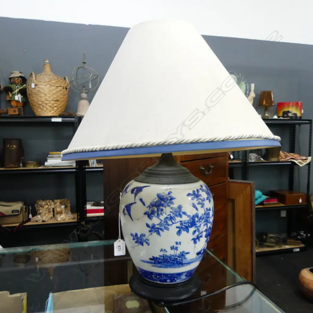 B/W GINGER JAR LAMP H.580mm FAULTS Image 1++