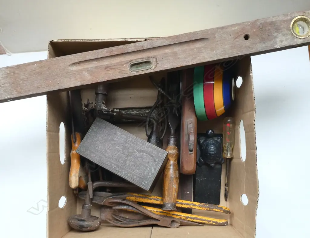 ASST. TOOLS ETC Image 1++