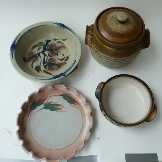 ASST. POTTERY