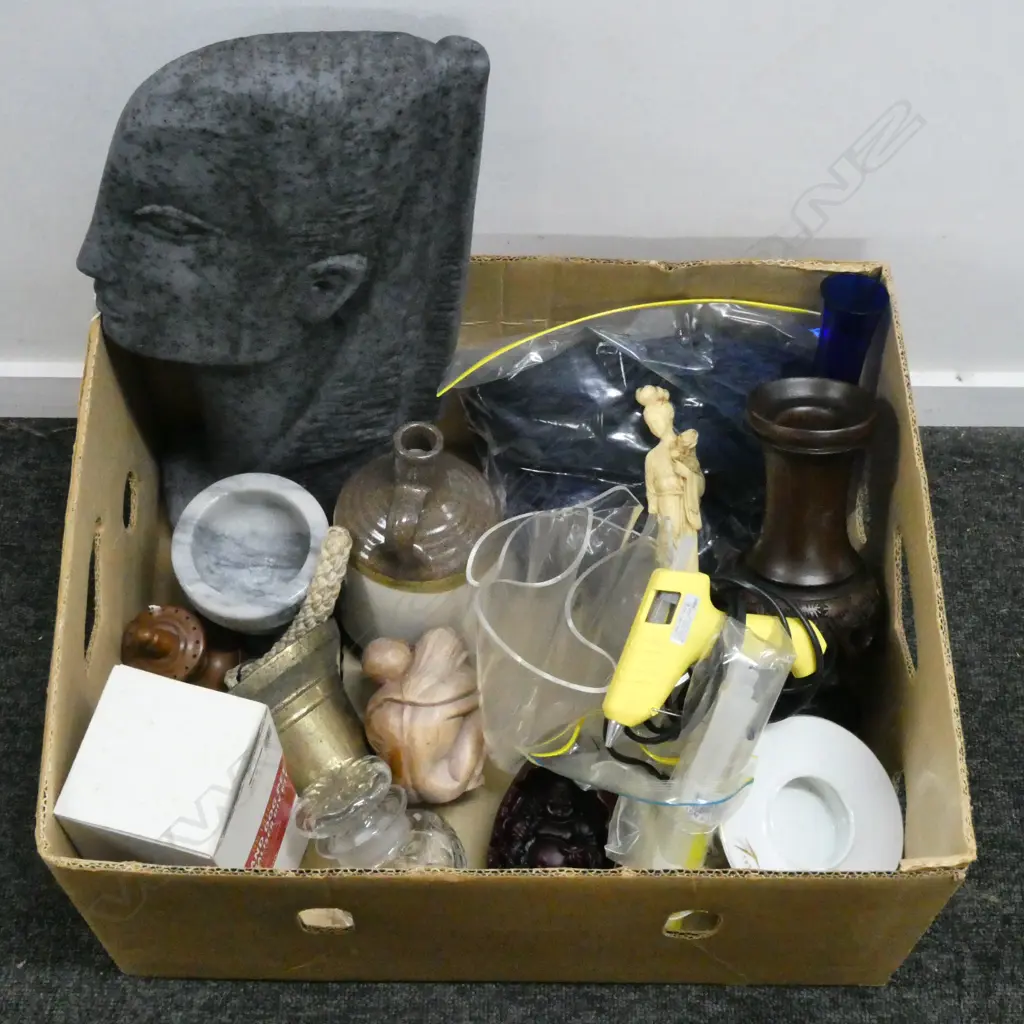  MISC COLLECTION  POTTERY CRYSTAL  WOOD GLASS  HAMMOCK ETC  Image 1++