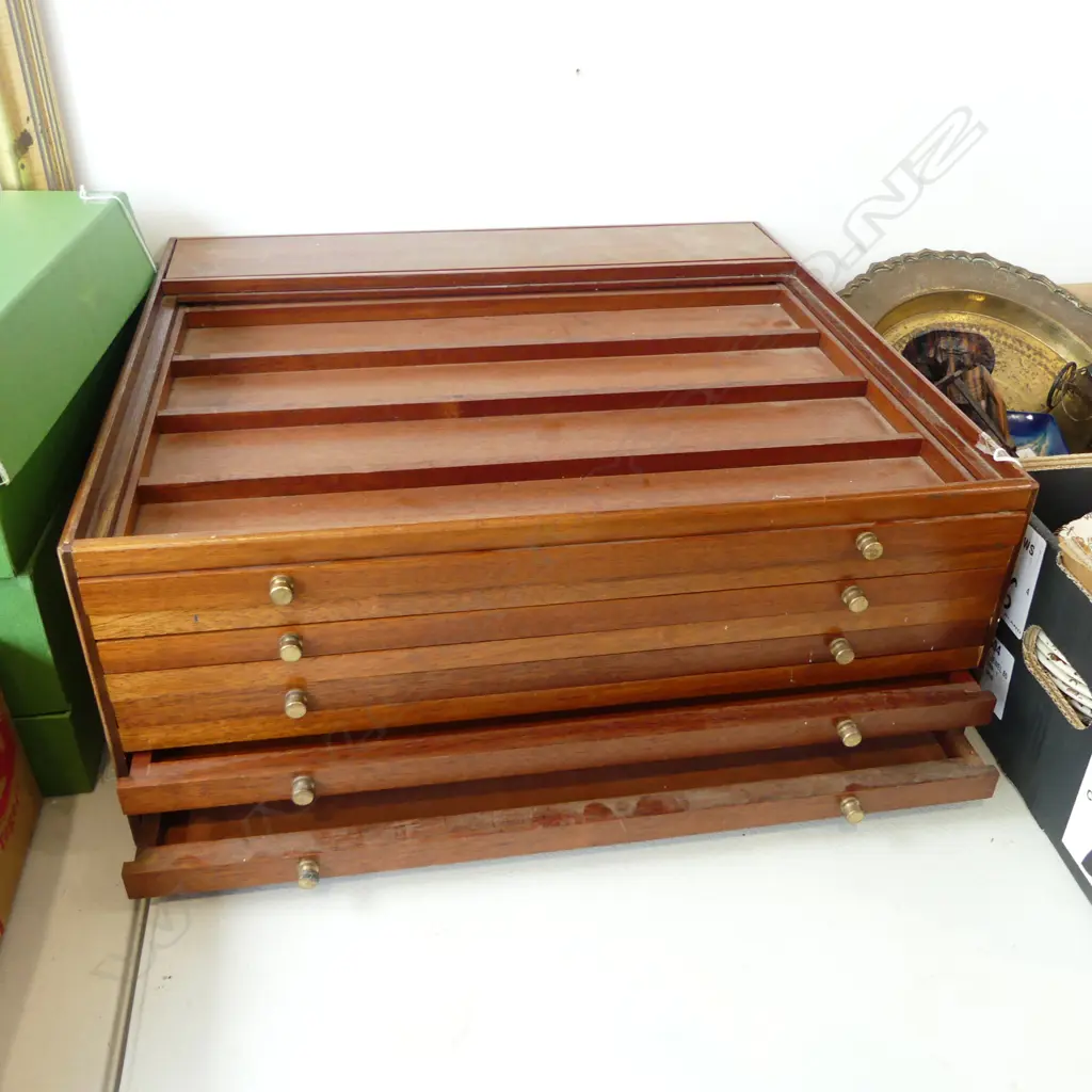 VINTAGE ROWNEY ART SUPPLIES SHOP CABINET 530x490x220mm Image 1++