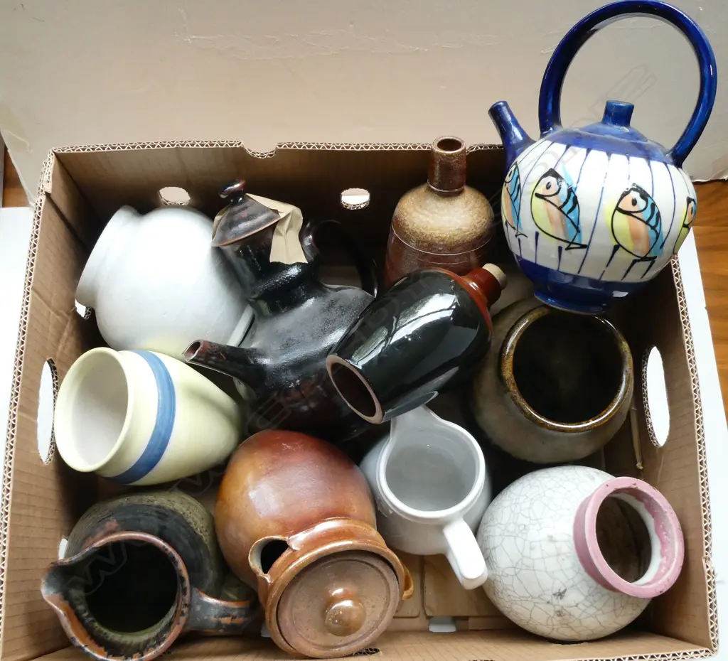 ASST POTTERY Incl. NZ STUDIO MARKED PCES, etc Image 1++
