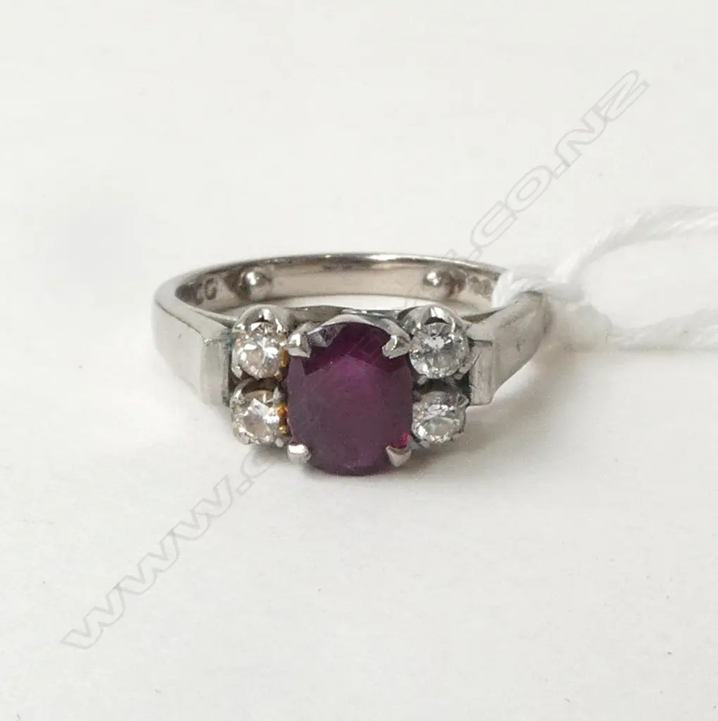 WHITE GOLD RUBY & DIAMOND RING C1940's testing 9ct 3.5gms SIZE L Image 1++