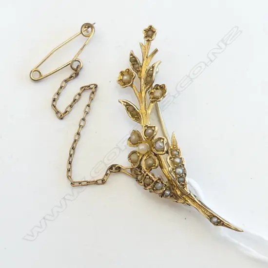 9ct GOLD VICTORIAN PEARL BROOCH, 2.5gms