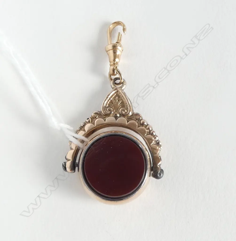 ANTIQUE 9ct CARNELIAN & BLOODSTONE SPINNER (CD8874) LEAD REPAIRS Image 1++