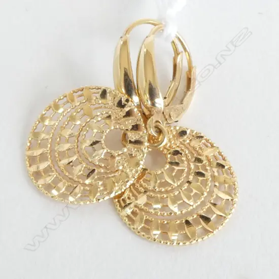 **RTV** PR 14ct GOLD EARRINGS, LEVER BACKS, 2.6gm (tested)