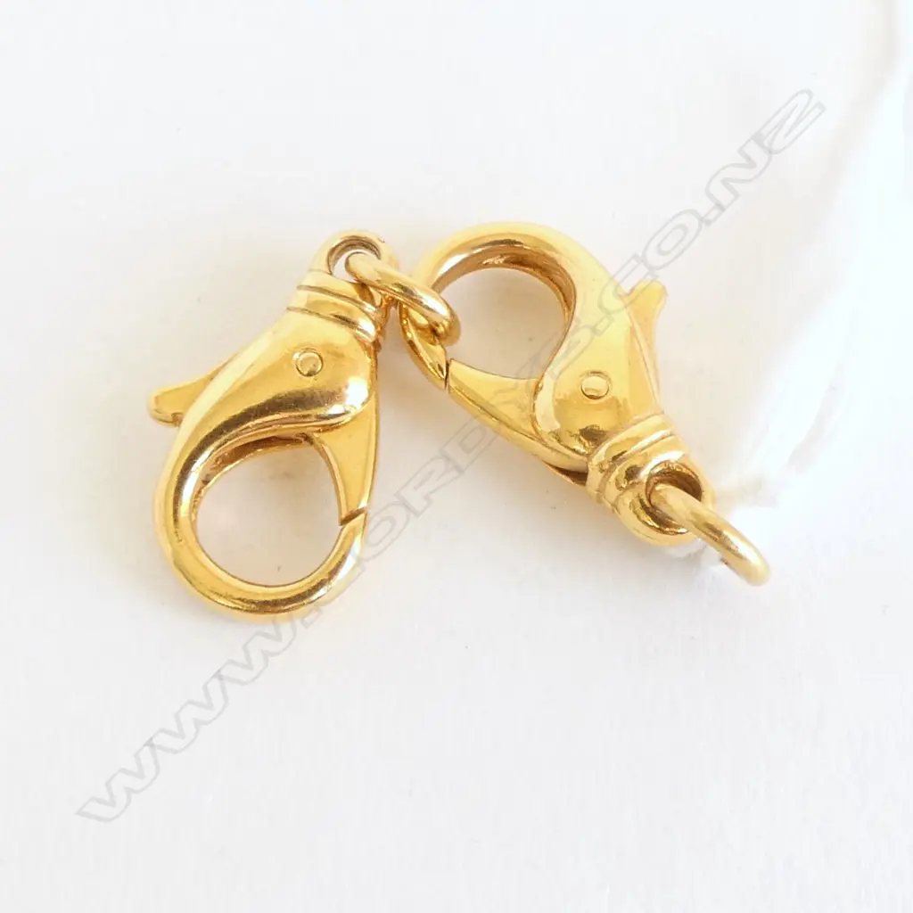 pr 22ct YELLOW GOLD STURDY CHAIN CLIPS 10.6gms Image 1++